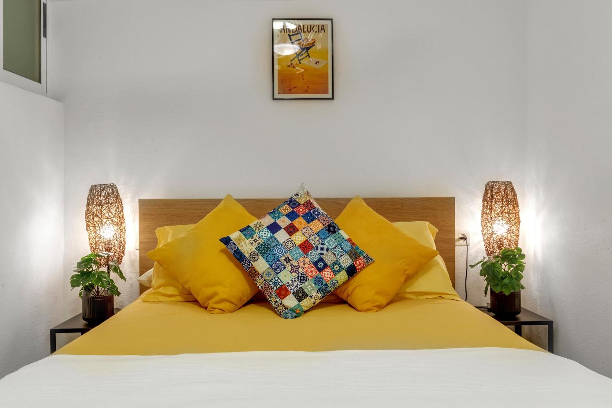 Casa De La Montana Apartments Sayalonga 外观 照片
