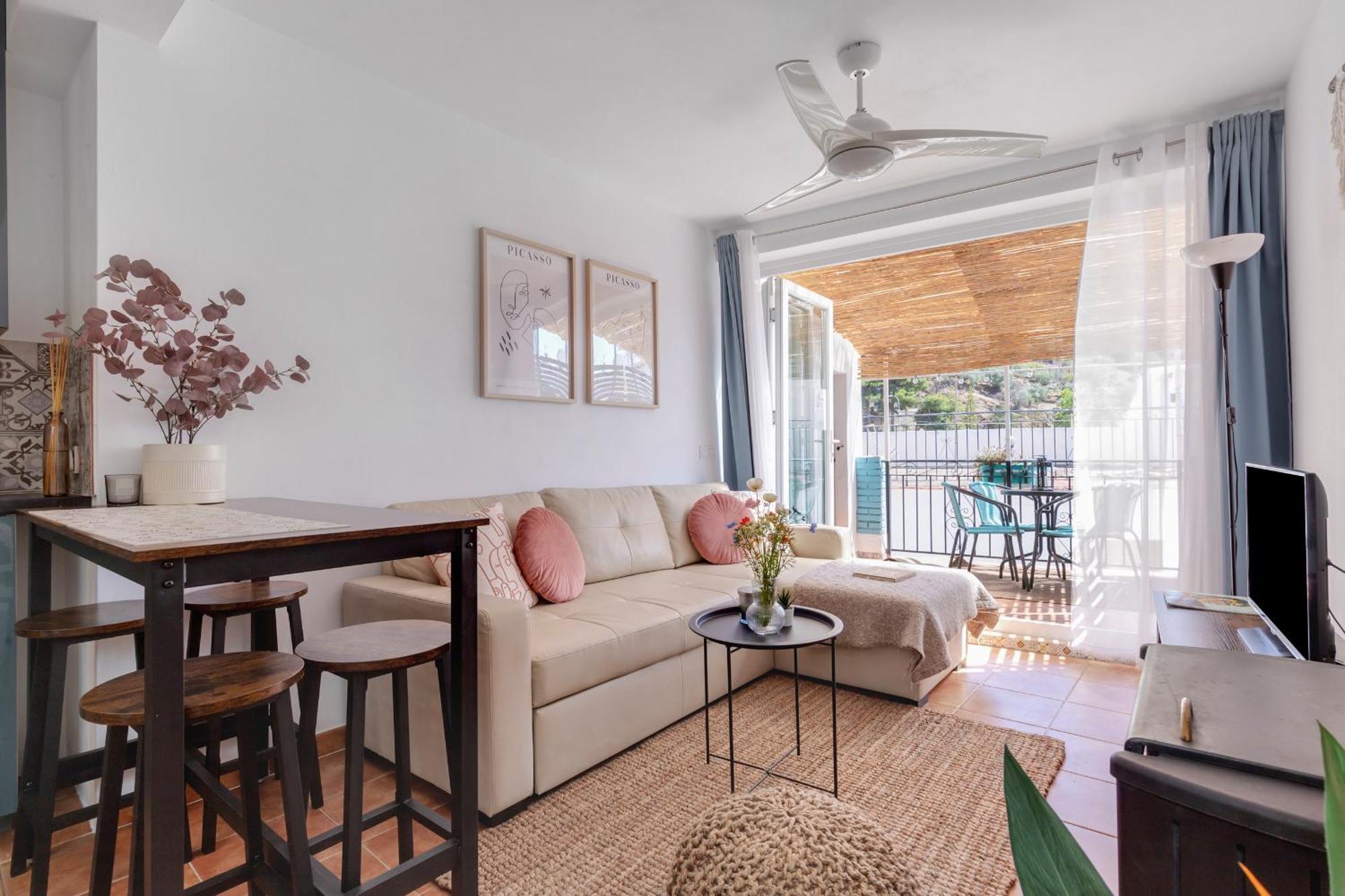 Casa De La Montana Apartments Sayalonga 外观 照片